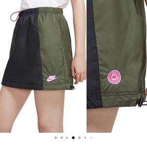 Nike Sportswear Icon Clash Colorblock Drawstring Skirt